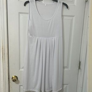 White Sleeveless Dress